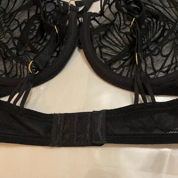 AUBADE L'indomptable Ultra Plunge Triangle Bra in Afterdark Black Size 34D NWT - Picture 12 of 14